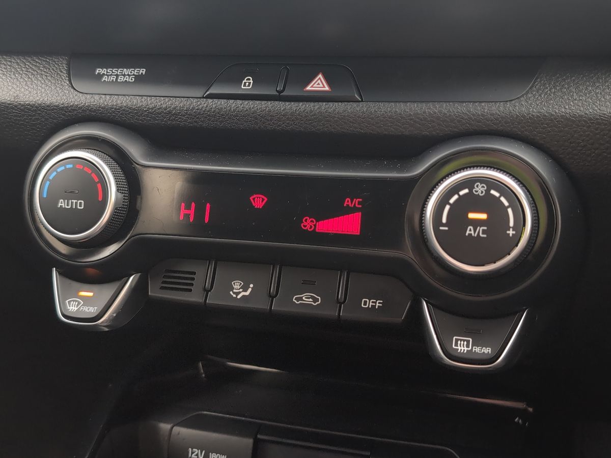 Used Kia Stonic 2023 for sale - 77113676: Photo 13