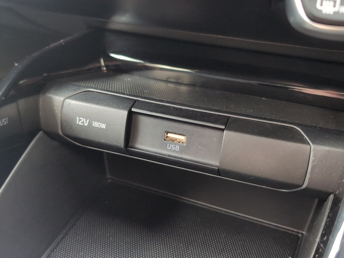 Used Kia Stonic 2023 for sale - 77113676: Photo 25