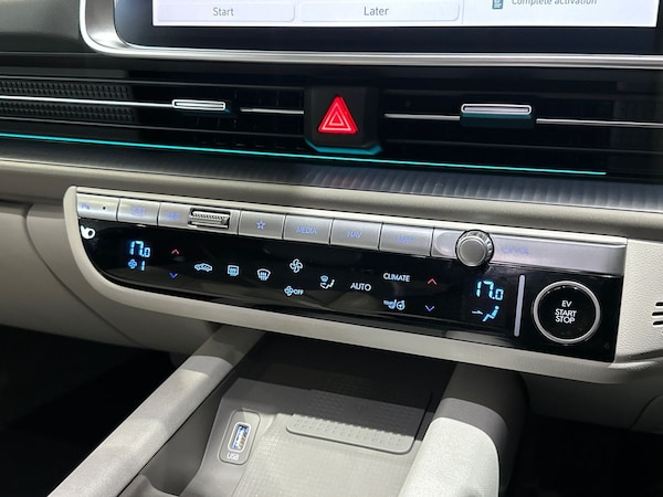 Used Hyundai IONIQ 6 2023 for sale - 76272391: Photo 14