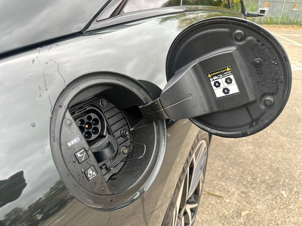 Used Hyundai IONIQ 6 2023 for sale - 76272391: Photo 36