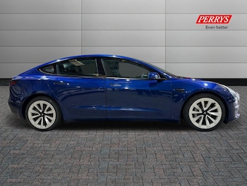 Used Tesla Model 3 2021 for sale - 75523182: Photo
