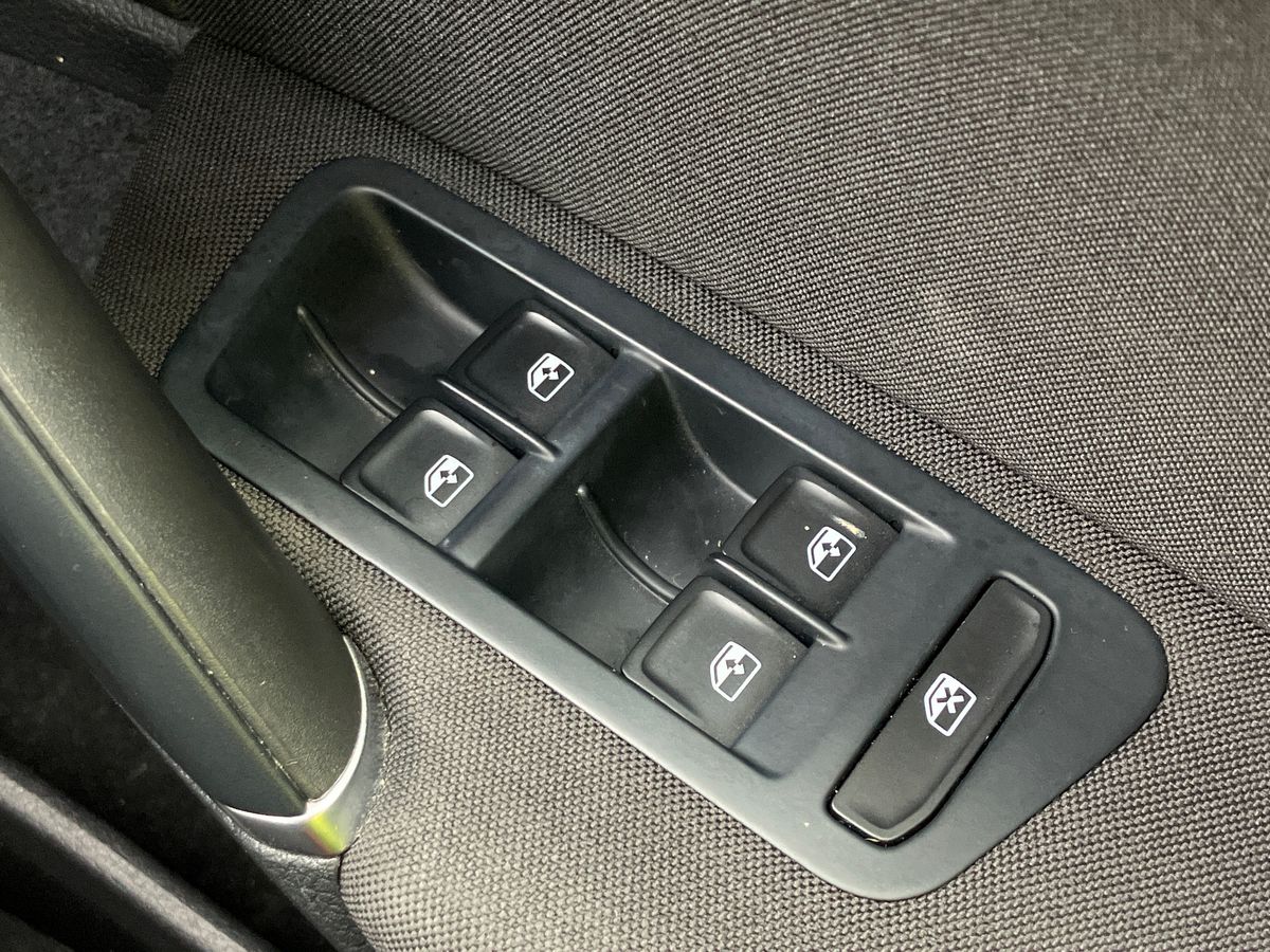 Used Volkswagen Golf 2020 for sale - 76436782: Photo 18