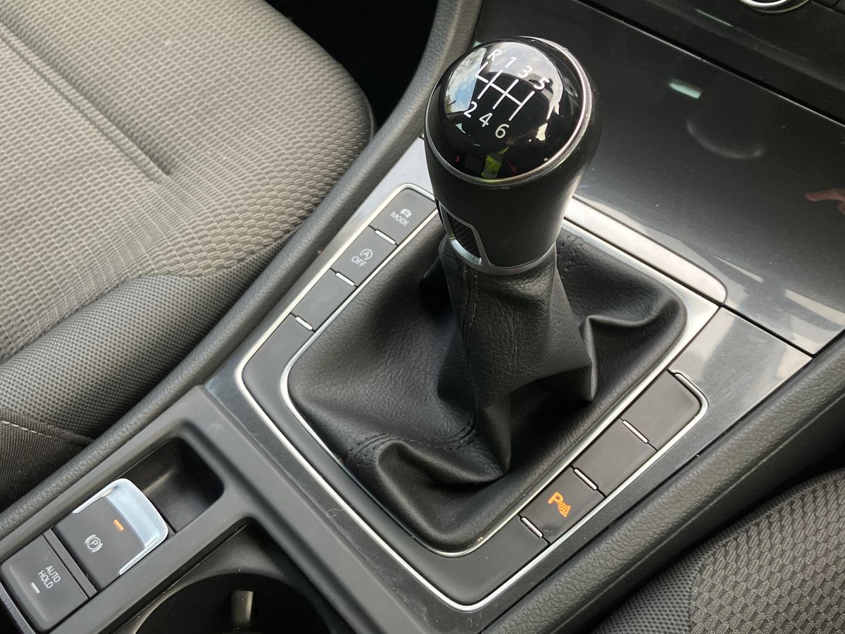 Used Volkswagen Golf 2020 for sale - 76436782: Photo 25