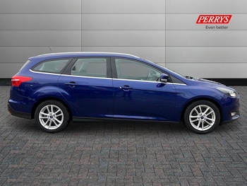 Used Ford Focus 2015 for sale - 77113742: Photo