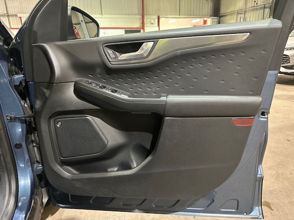 Used Ford Kuga 2021 for sale - 76263884: Photo 33