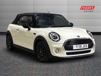 Used MINI Convertible 2019 for sale - 75626265: Photo