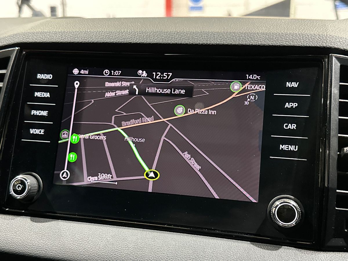 Used Skoda Karoq 2023 for sale - 76565907: Photo 11