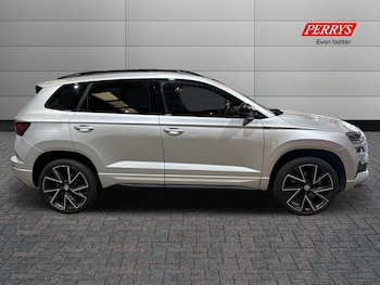 Used Skoda Karoq 2023 for sale - 76565907: Photo