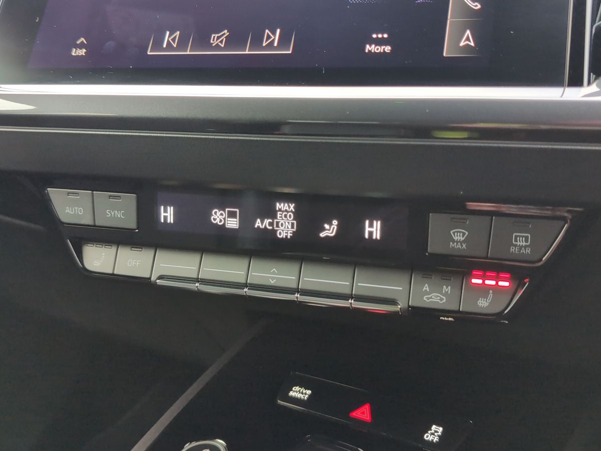 Used Audi Q4 e-tron 2021 for sale - 76969350: Photo 11