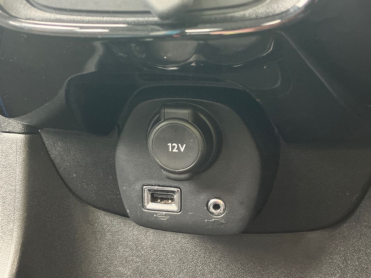 Used Toyota AYGO 2015 for sale - 76491232: Photo 25