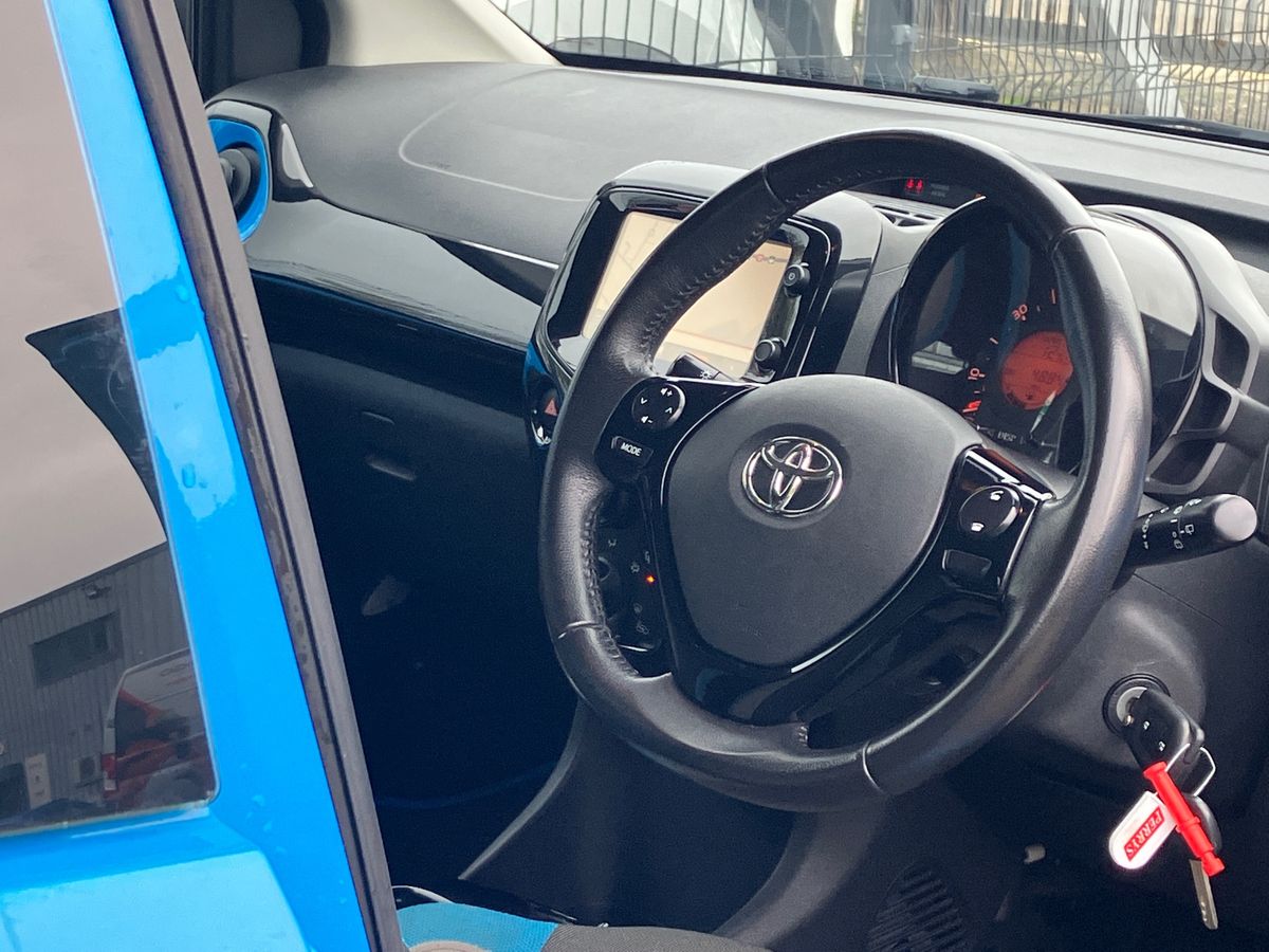 Used Toyota AYGO 2015 for sale - 76491232: Photo 33