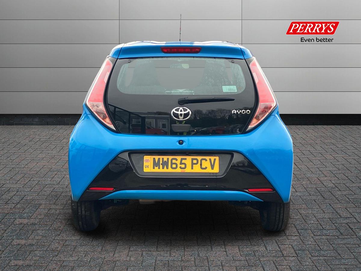 Used Toyota AYGO 2015 for sale - 76491232: Photo 5