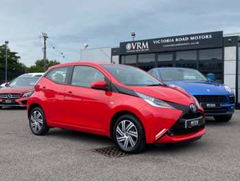 2017 (67) - 1.0 VVT-i X-Play 5dr x-shift