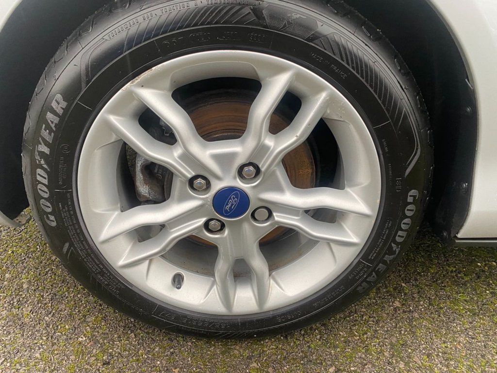 Used Ford B-MAX 2016 for sale - 77140174: Photo 12