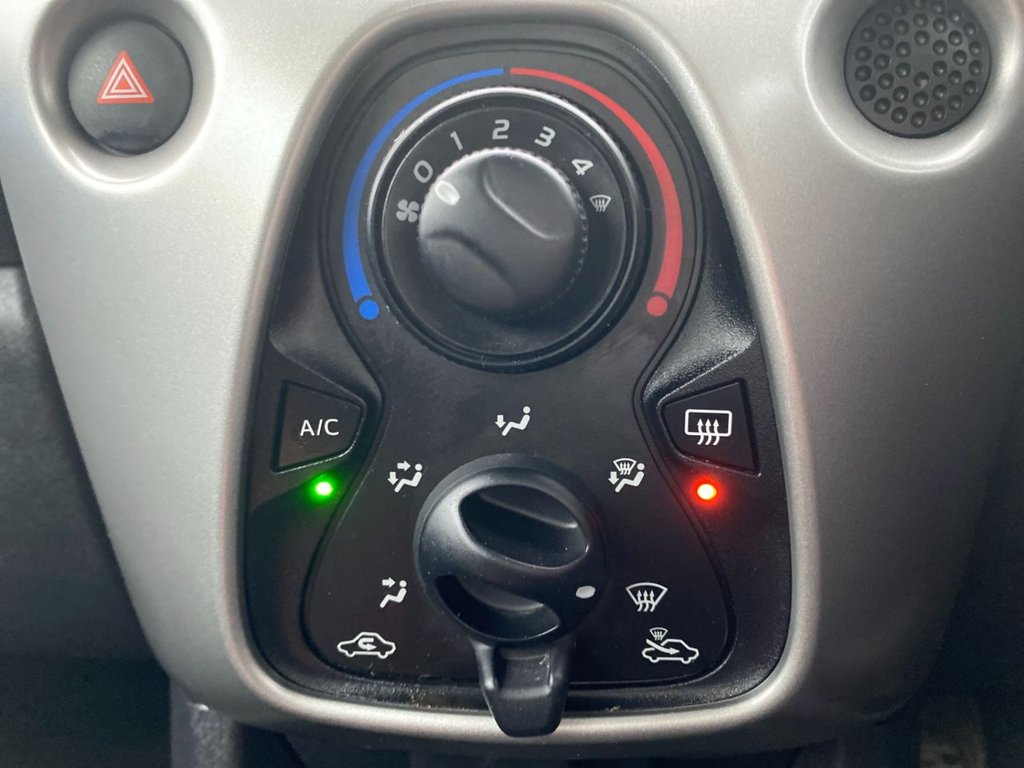 Used Peugeot 108 2016 for sale - 76582488: Photo 18