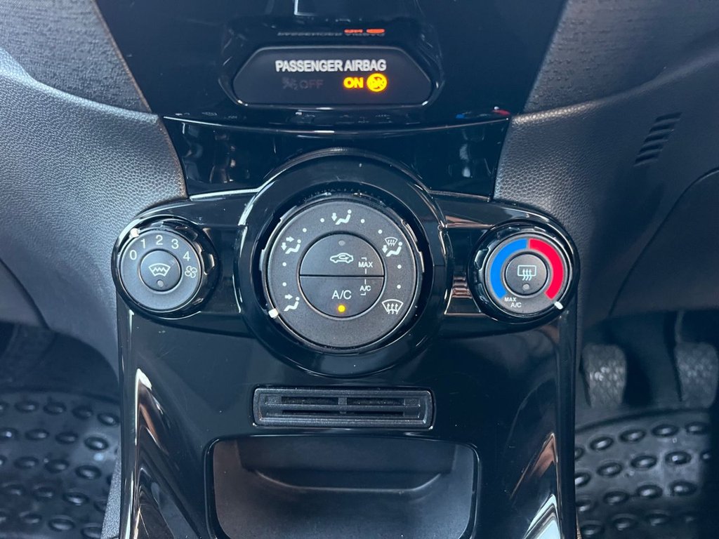 Used Ford Fiesta 2016 for sale - 76820624: Photo 23