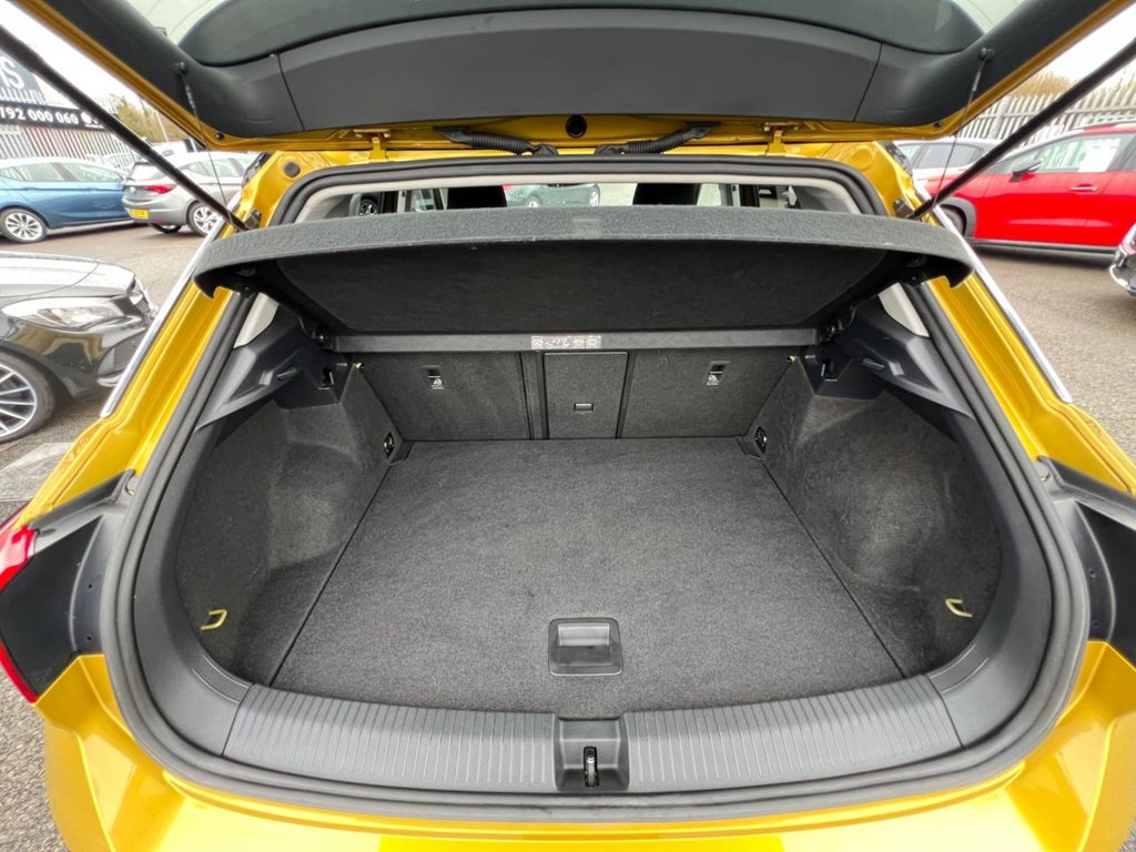 Used Volkswagen T-Roc 2020 for sale - 77692720: Photo 17