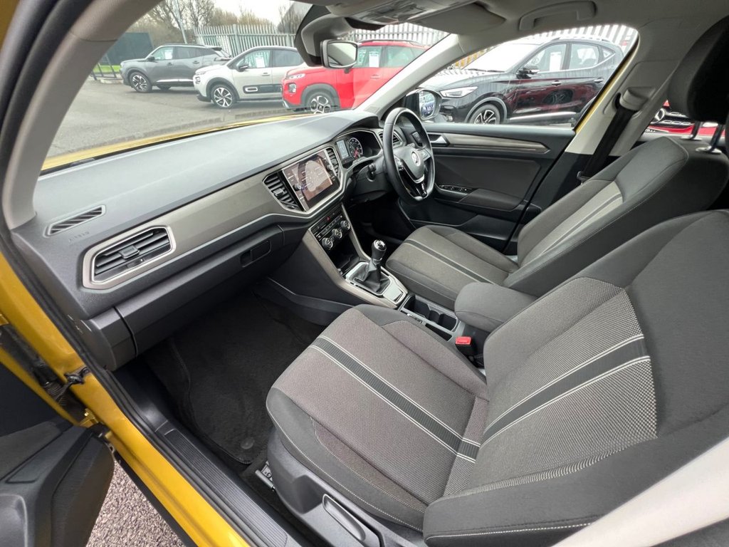 Used Volkswagen T-Roc 2020 for sale - 77692720: Photo 9