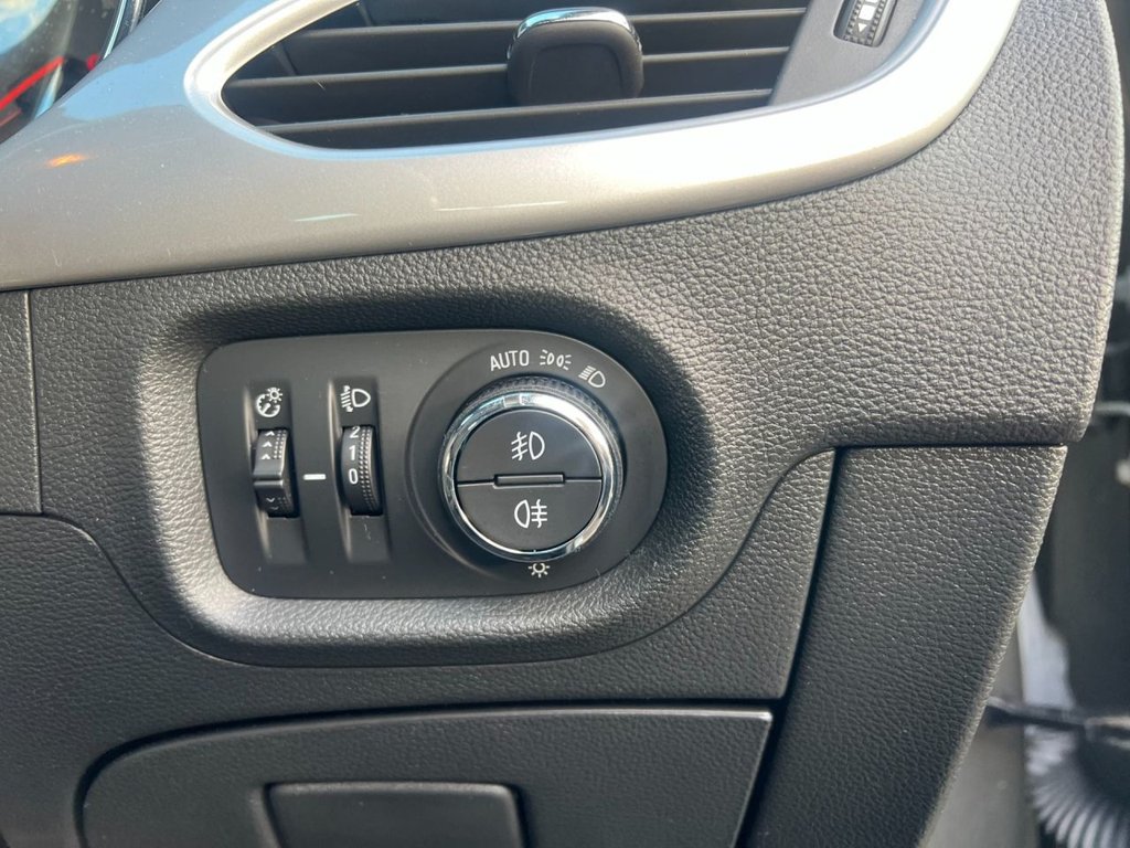 Used Vauxhall Astra 2021 for sale - 76265424: Photo 27