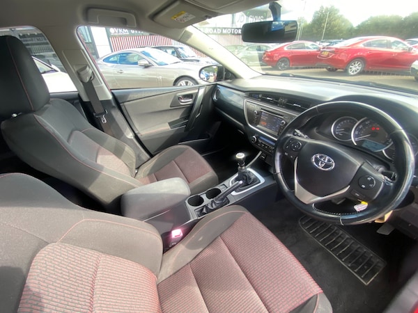 Used Toyota Auris 2013 for sale - 76046120: Photo 7