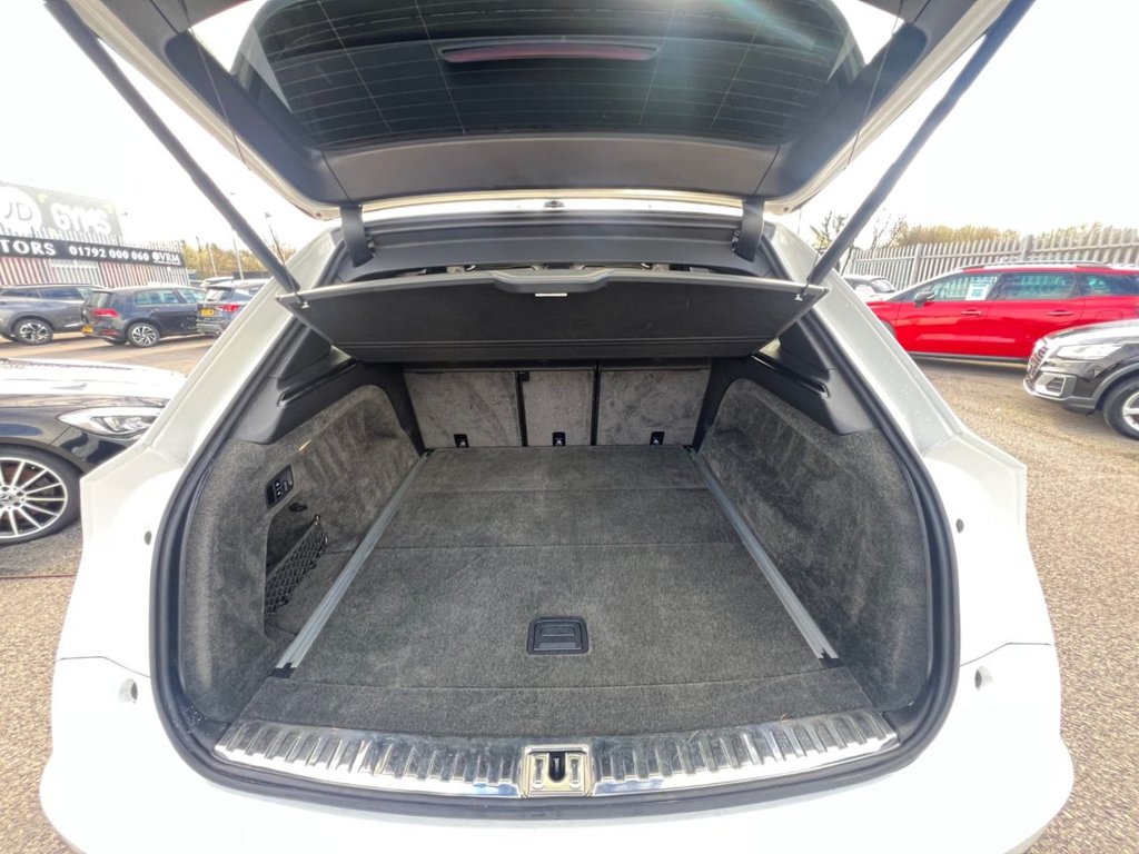 Used Bentley Bentayga 2020 for sale - 78110329: Photo 35