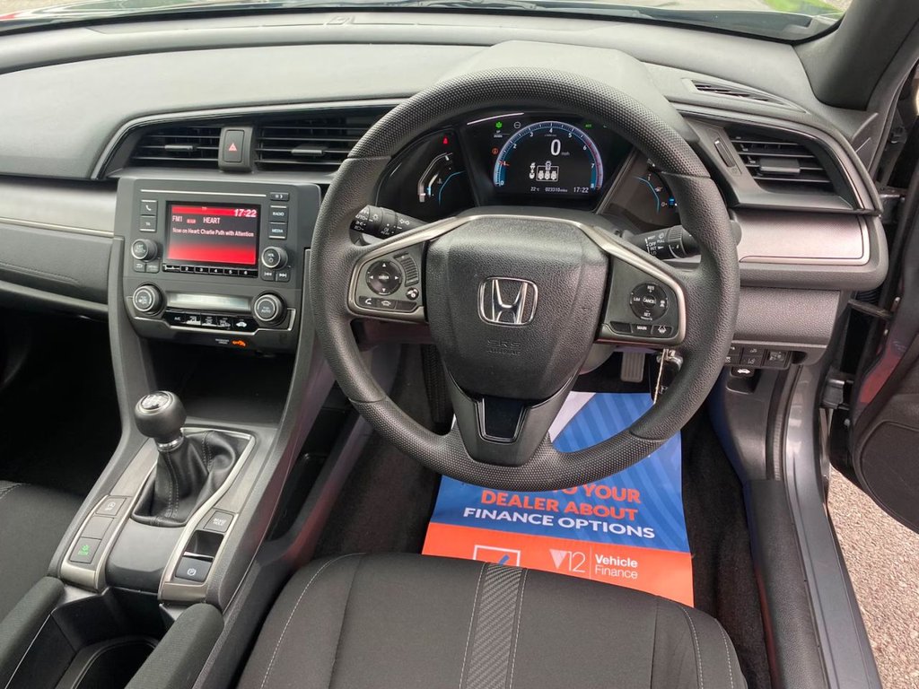 Used Honda Civic 2018 for sale - 76265404: Photo 10