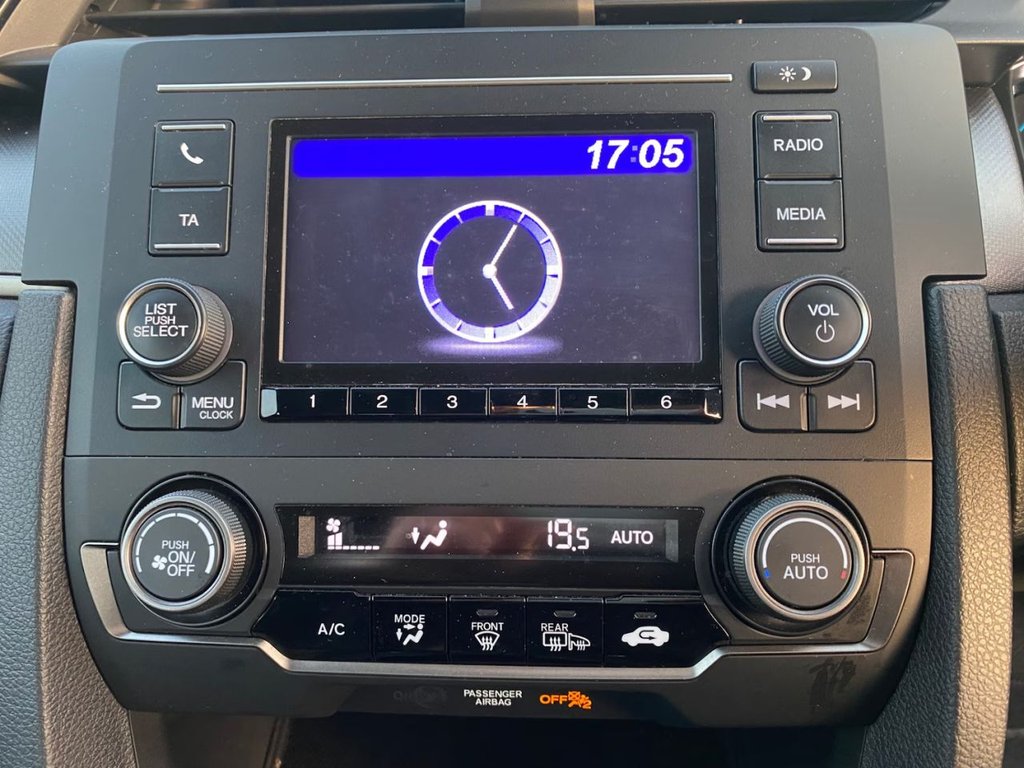 Used Honda Civic 2018 for sale - 76265404: Photo 19