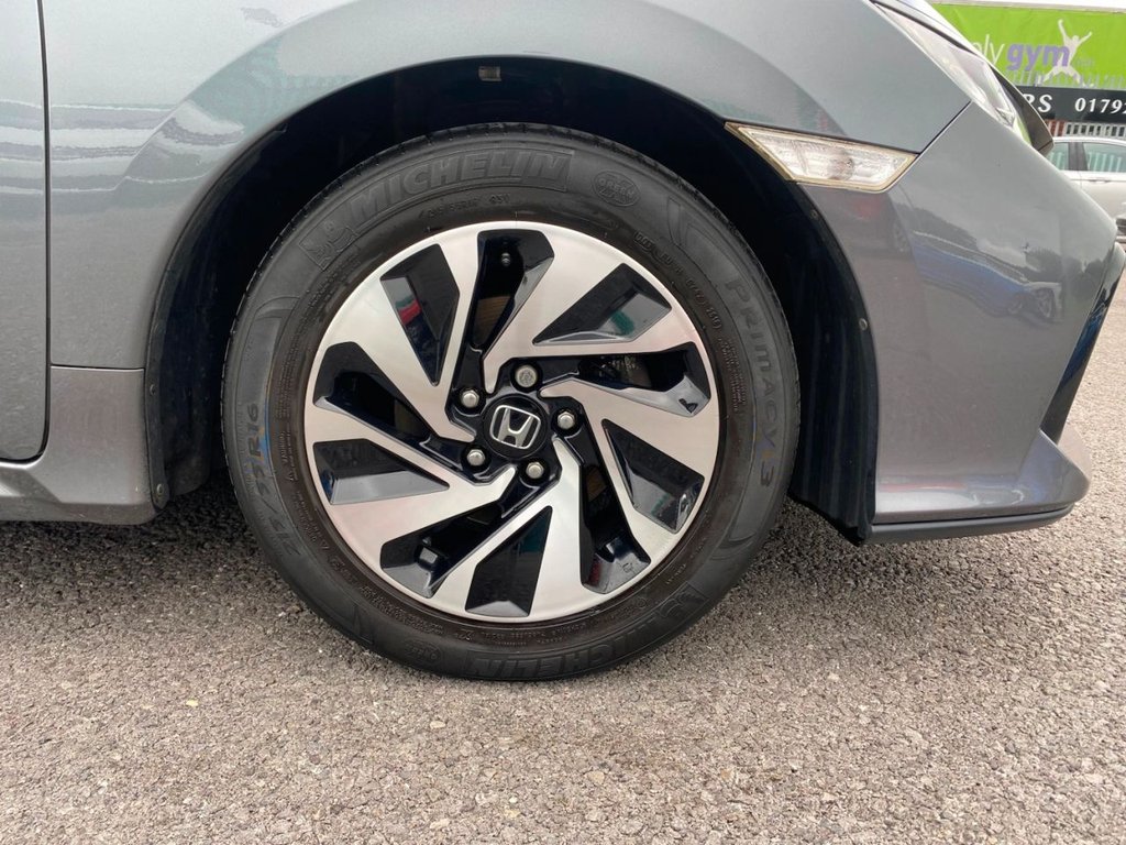 Used Honda Civic 2018 for sale - 76265404: Photo 26