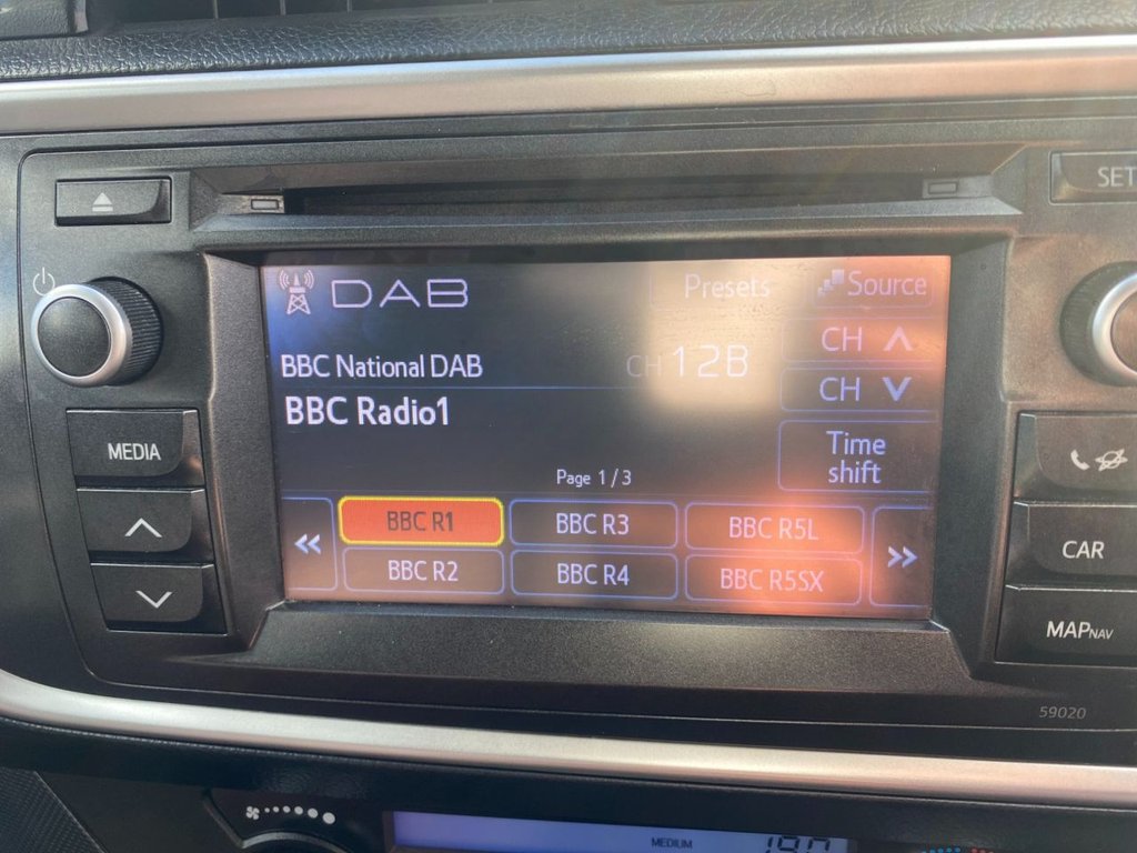 Used Toyota Auris 2013 for sale - 76265410: Photo 19