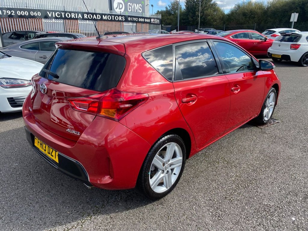 Used Toyota Auris 2013 for sale - 76265410: Photo 6