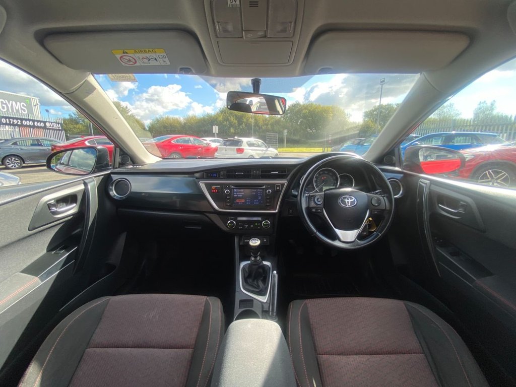 Used Toyota Auris 2013 for sale - 76265410: Photo 9