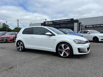 Volkswagen - Golf