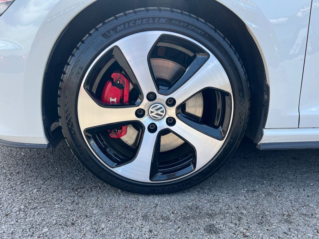 Used Volkswagen Golf 2017 for sale - 76265426: Photo 32