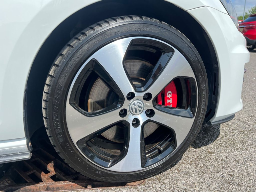 Used Volkswagen Golf 2017 for sale - 76265426: Photo 34