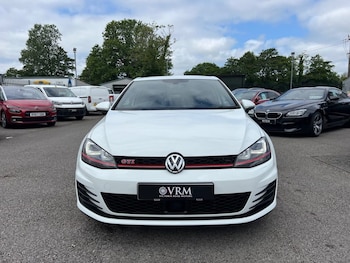 Used Volkswagen Golf 2017 for sale - 76265426: Photo