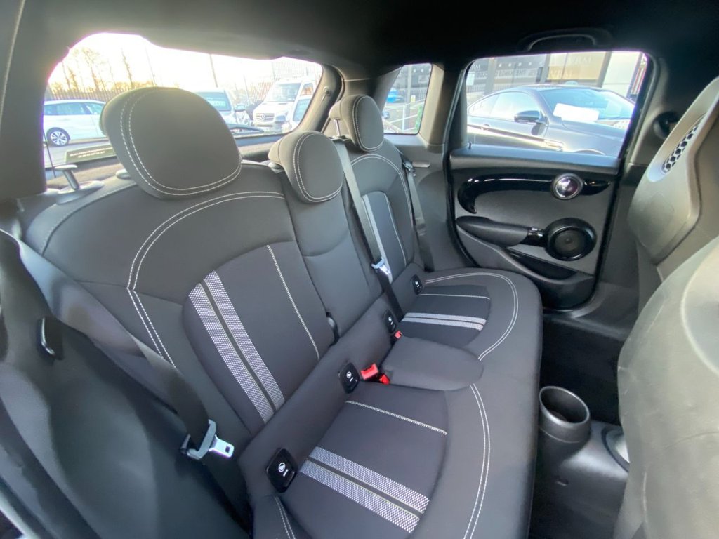 Used MINI Hatch 2019 for sale - 76265427: Photo 12