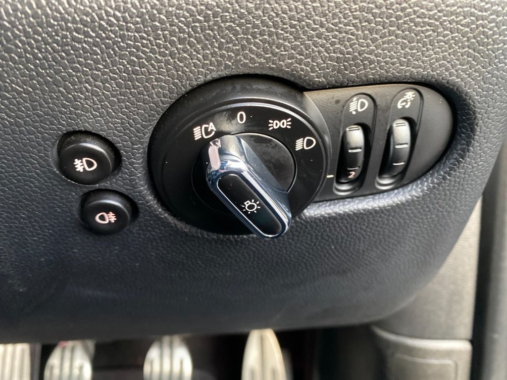 Used MINI Hatch 2019 for sale - 76265427: Photo 24