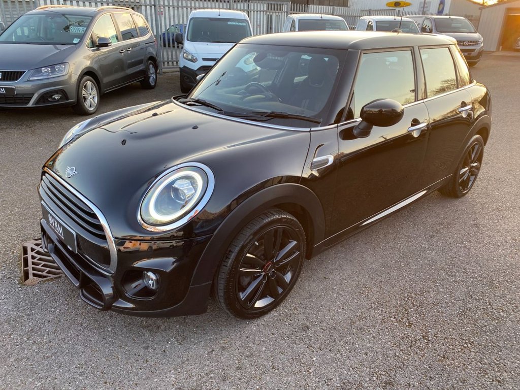Used MINI Hatch 2019 for sale - 76265427: Photo 4