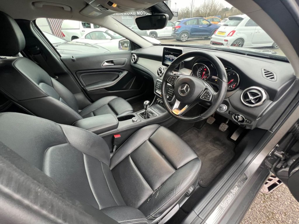 Used Mercedes-Benz GLA 2018 for sale - 76265411: Photo 11