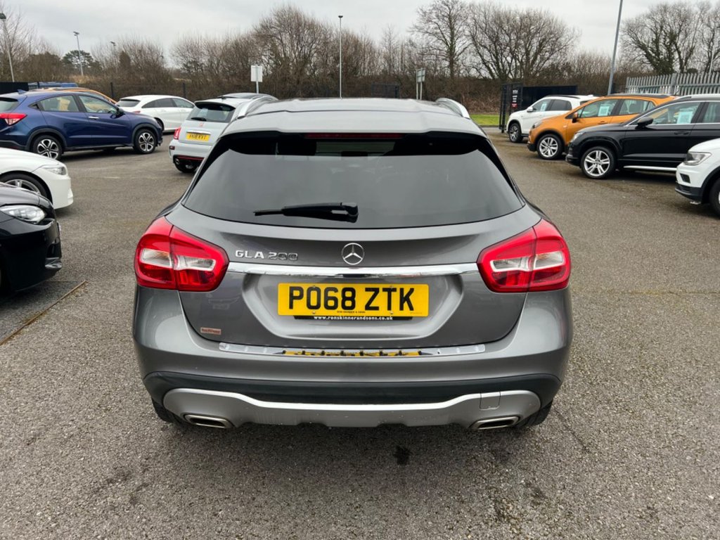 Used Mercedes-Benz GLA 2018 for sale - 76265411: Photo 6