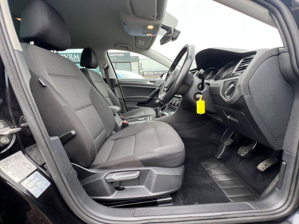 Used Volkswagen Golf 2019 for sale - 76265402: Photo 12