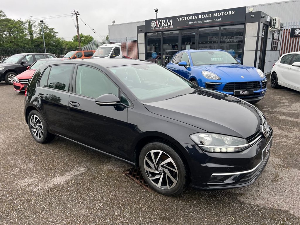 Used Volkswagen Golf 2019 for sale - 76265402: Photo 2