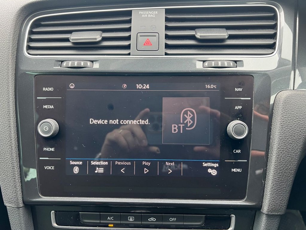 Used Volkswagen Golf 2019 for sale - 76265402: Photo 22