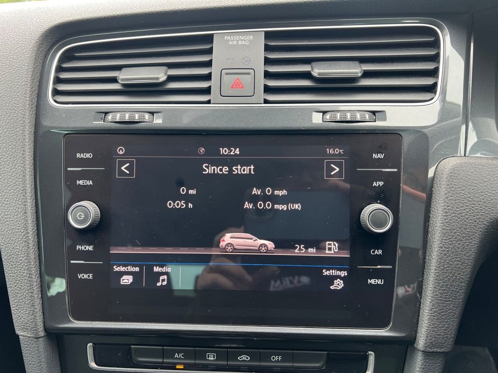 Used Volkswagen Golf 2019 for sale - 76265402: Photo 23