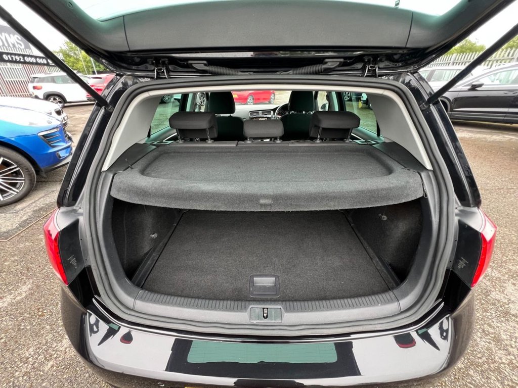 Used Volkswagen Golf 2019 for sale - 76265402: Photo 25