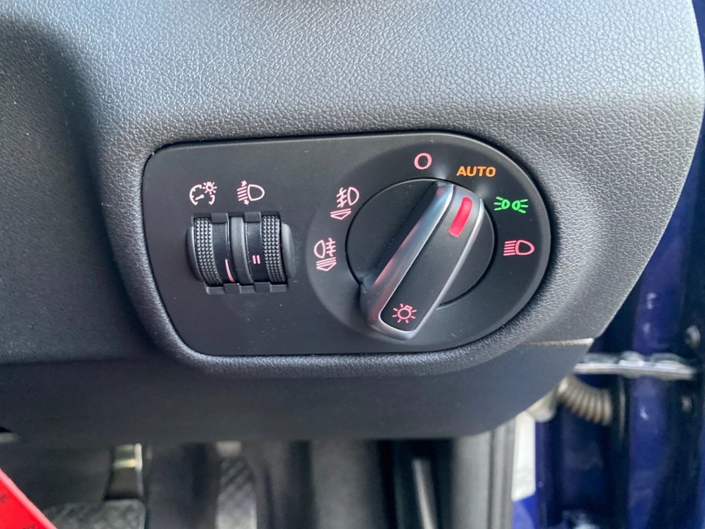 Used Audi A1 2011 for sale - 76265418: Photo 20