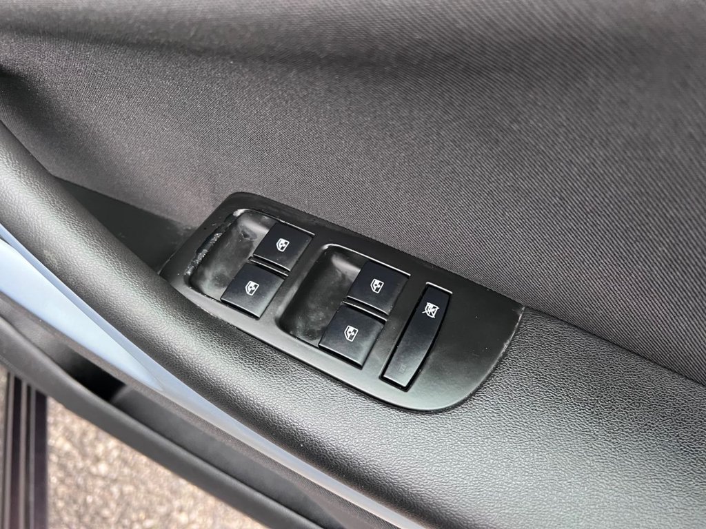 Used Vauxhall Zafira 2014 for sale - 77050805: Photo 21