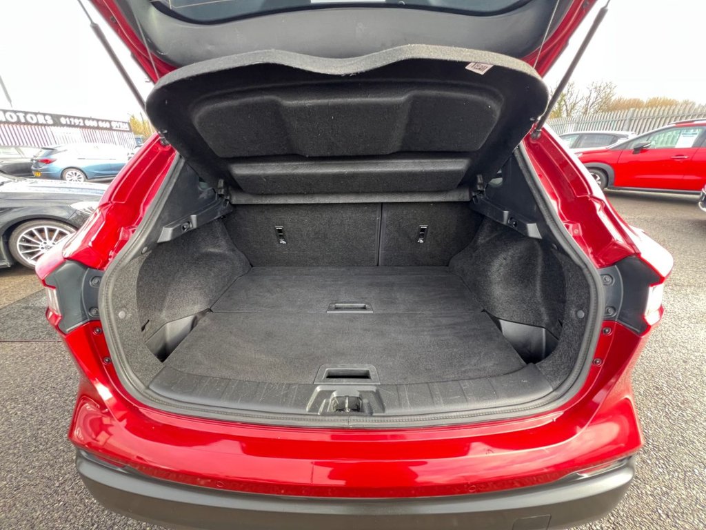 Used Nissan Qashqai 2018 for sale - 77621221: Photo 17