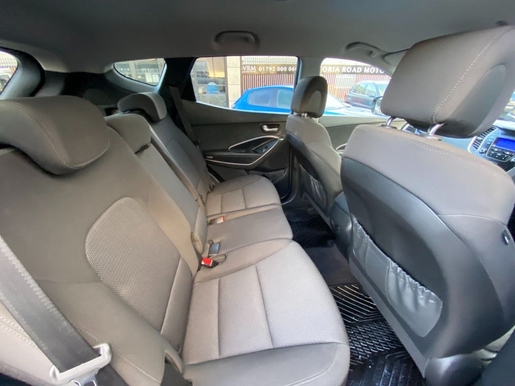 Used Hyundai Santa Fe 2014 for sale - 77153246: Photo 15