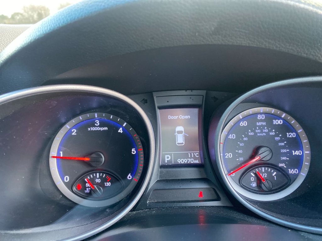 Used Hyundai Santa Fe 2014 for sale - 77153246: Photo 25